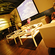 大画面スクリーン